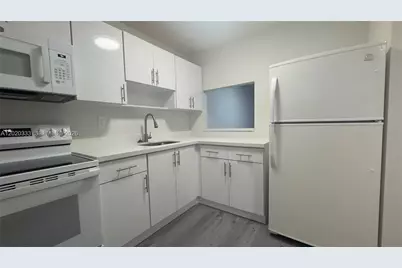 11309 SW 200th St #103-C, Miami, FL 33157 - Photo 2