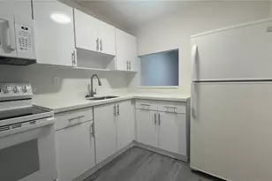 11309 SW 200th St, Miami, FL 33157 - Photo 2