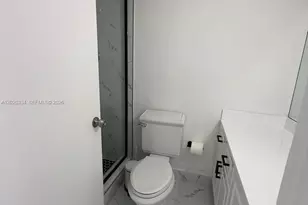 6039 Collins Ave, Miami Beach, FL 33140 - Photo 20