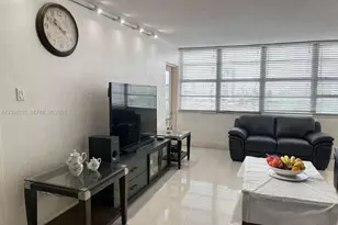 1351 NE Miami Gardens Dr, Miami, FL 33179 - Photo 12