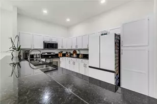 17064 SW 90th Way, Miami, FL 33196 - Photo 12