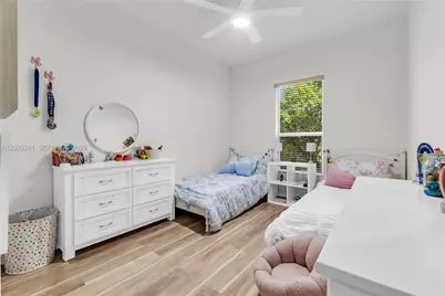 17064 SW 90th Way, Miami, FL 33196 - Photo 20