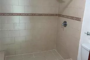 10120 SW 127th Ave, Miami, FL 33186 - Photo 18