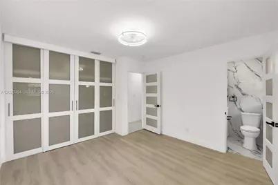 317 NW 27th St, Wilton Manors, FL 33311 - Photo 22