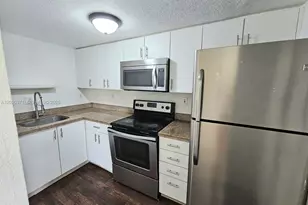 300 NW 84th Terrace, Miami, FL 33150 - Photo 4