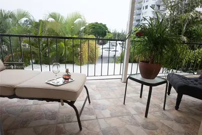 3756 NE 167th St, North Miami Beach, FL 33160 - Photo 16