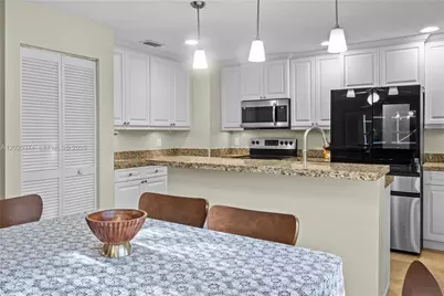 6885 NW 75th Pl, Parkland, FL 33067 - Photo 34