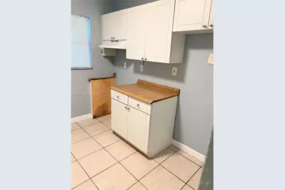 1329 NW 6 Ave #A, Florida City, FL 33034 - Photo 6