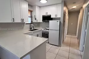 16940 SW 94th Ave, Palmetto Bay, FL 33157 - Photo 4