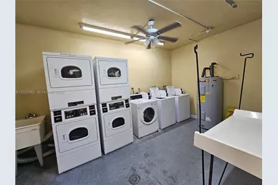 11905 NE 2nd Ave #C403, North Miami, FL 33161 - Photo 32