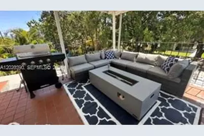 1670 SW 20th St #2, Miami, FL 33145 - Photo 6