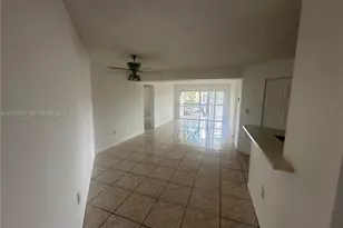 6272 NW 186th St, Hialeah, FL 33015 - Photo 6