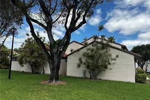 13350 SW 88th Terrace, Miami, FL 33186 - Photo 4