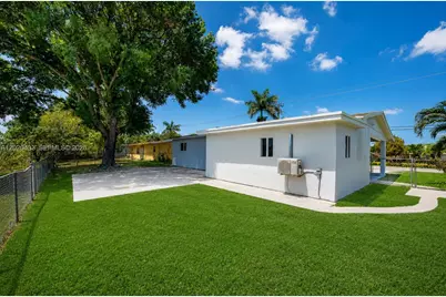 1530 NW 47th Ave, Lauderhill, FL 33313 - Photo 24