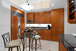 21200 Point Pl, Aventura, FL 33180 - Photo 10