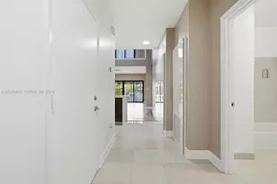 8555 Ardoch Rd, Miami Lakes, FL 33016 - Photo 10
