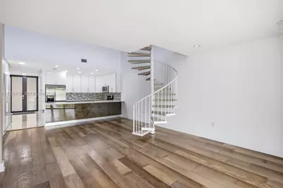 8555 Ardoch Rd, Miami Lakes, FL 33016 - Photo 8