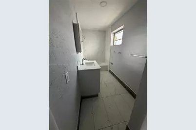2924 NW 132nd Ter #2, Opa-Locka, FL 33054 - Photo 12