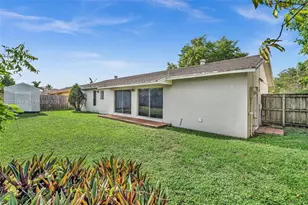 11061 SW 163rd St, Miami, FL 33157 - Photo 24