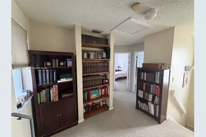 15619 SW 112th Dr, Miami, FL 33196 - Photo 12
