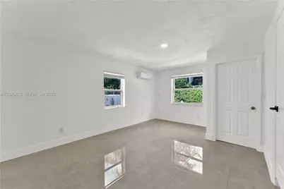 11144 NE 8th Ct, Biscayne Park, FL 33161 - Photo 16