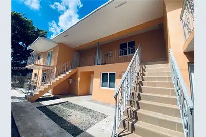 1121 NW 4  St, Miami, FL 33128 - Photo 2