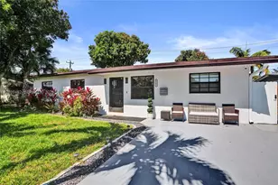 6761 Allen St, Hollywood, FL 33024 - Photo 2
