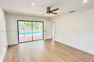 9939 NW 19th St, Coral Springs, FL 33071 - Photo 14