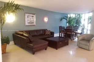 1700 N River Dr, Miami, FL 33125 - Photo 6