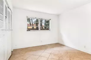 500 NW 96th Terrace, Pembroke Pines, FL 33024 - Photo 18