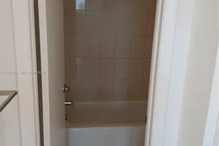 8275 SW 152nd Ave, Miami, FL 33193 - Photo 20