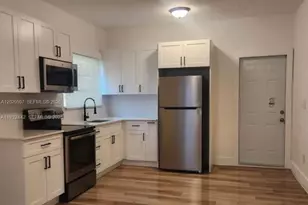 45 NE 60th St, Miami, FL 33137 - Photo 2