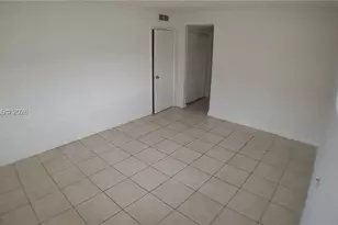 13700 NE 6th Ave, North Miami, FL 33161 - Photo 12