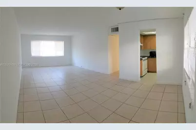 13700 NE 6th Ave #113, North Miami, FL 33161 - Photo 6