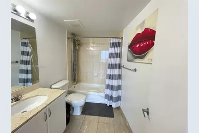 1750 N Bayshore Dr #5614, Miami, FL 33132 - Photo 20