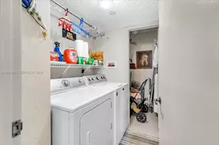 1000 Quayside Terrace, Miami, FL 33138 - Photo 38