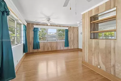 5761 SW 41st St, West Park, FL 33023 - Photo 12