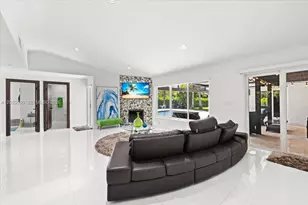 11600 SW 1st St, Plantation, FL 33325 - Photo 14