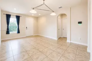 17001 SW 96th St, Miami, FL 33196 - Photo 2