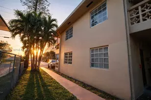 12275 NE 19th Ave, North Miami, FL 33181 - Photo 14