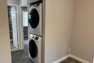 11585 NW 43rd St, Coral Springs, FL 33065 - Photo 16