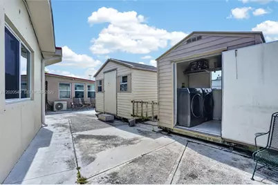 7100 NW 1st Ter, Miami, FL 33126 - Photo 32