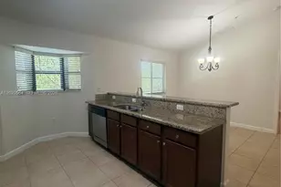22421 SW 88th Pl, Cutler Bay, FL 33190 - Photo 10