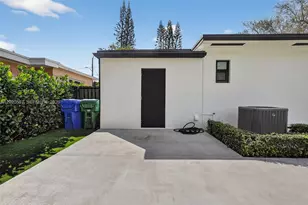 53 NW 68th St, Miami, FL 33150 - Photo 24
