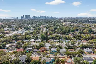 53 NW 68th St, Miami, FL 33150 - Photo 26