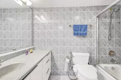 231 174th St #1611, Sunny Isles Beach, FL 33160 - Photo 20