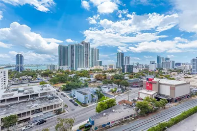 121 NE 34th St #1007, Miami, FL 33137 - Photo 18