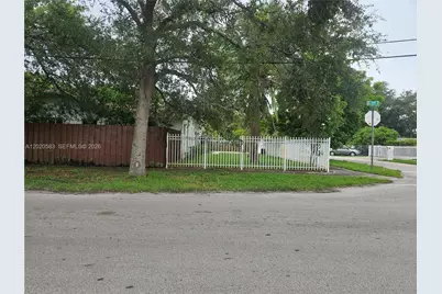 15851 NW 37th Ct, Miami Gardens, FL 33054 - Photo 4
