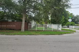 15851 NW 37th Ct, Miami Gardens, FL 33054 - Photo 4