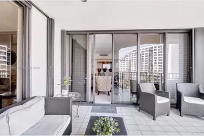 520 Brickell Key Dr #A914, Miami, FL 33131 - Photo 6